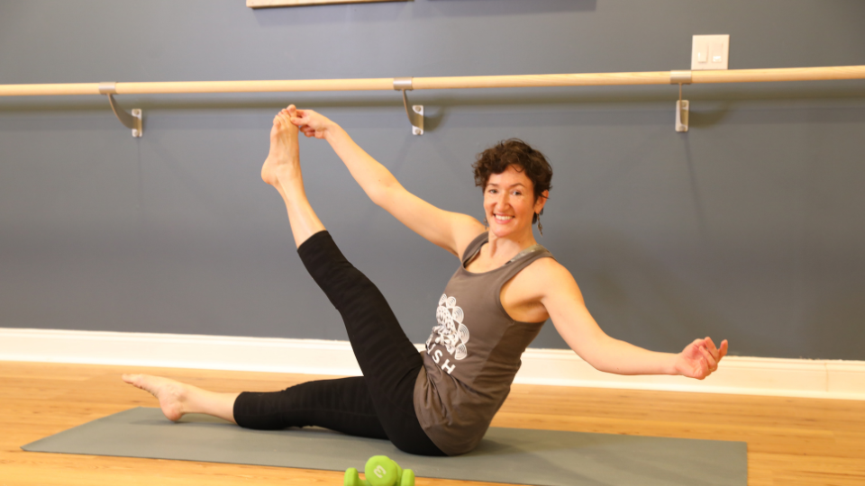 Mat & Reformer Poses for All Levels — Core Athletic Reformer
